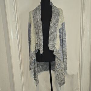 Vanilla Star Gray & Cream Open-Front Draped Cardigan